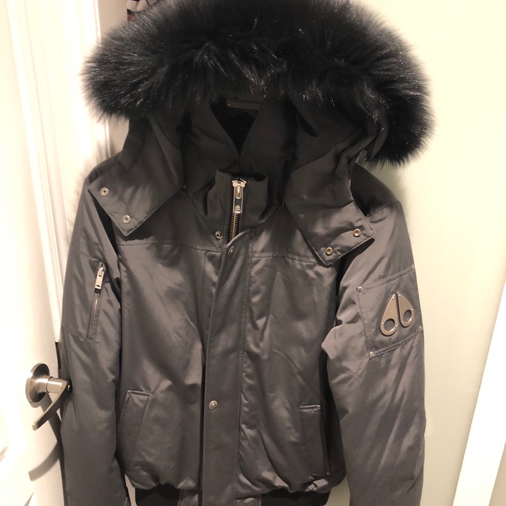 Grey moose knuckle jacket Size:M